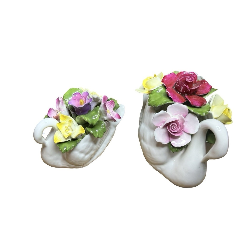 Vintage Aynsley England Fine Bone China Swan Flowers Swan lot of 2